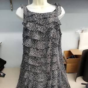 Jessica Howard size 12 Ruffle Front